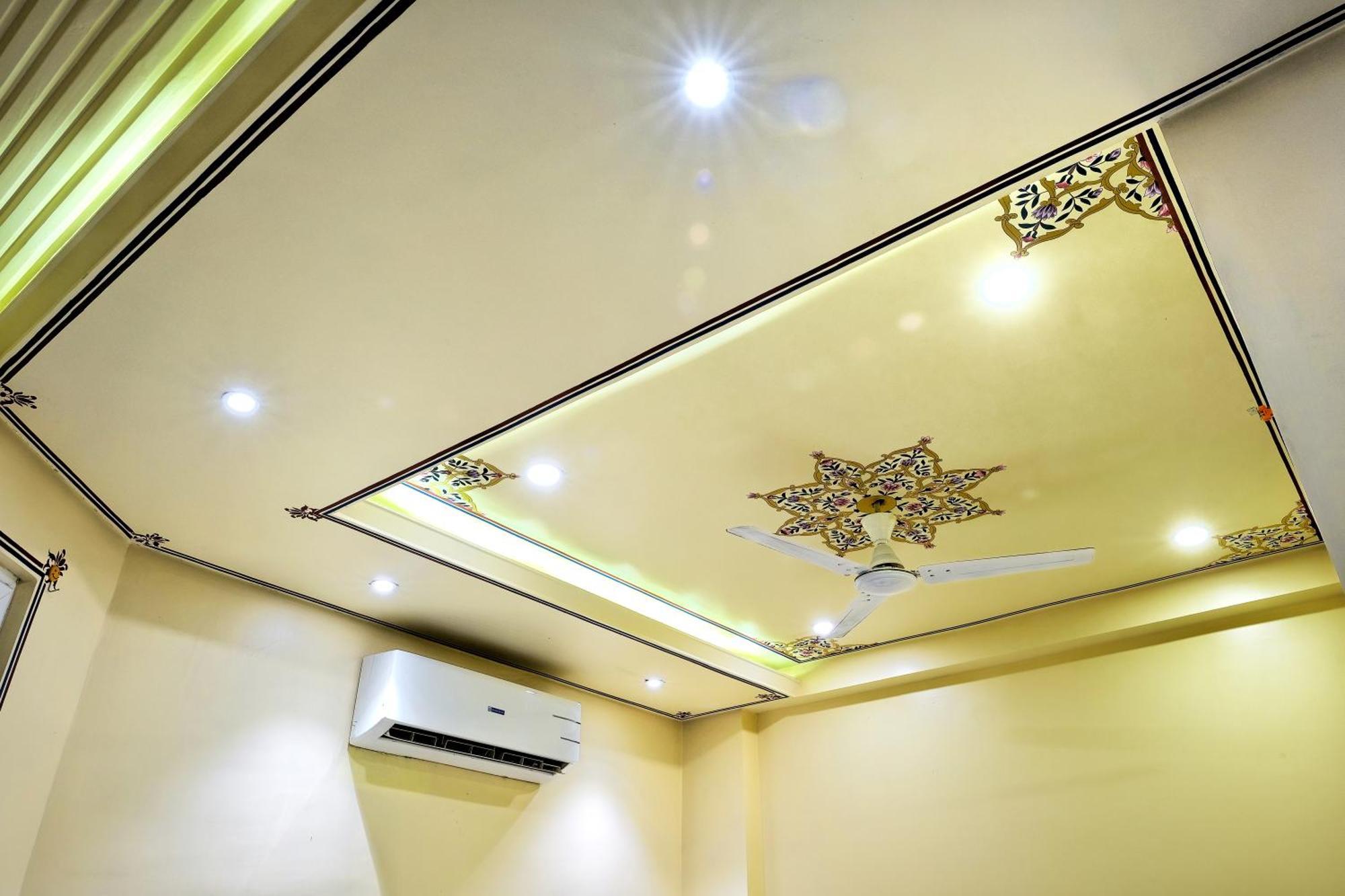 Bayan Elegance Hotel Jaipur Exterior photo